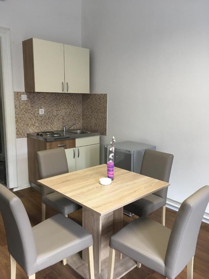 Centar Oaza Apartamento Zagreb Exterior foto